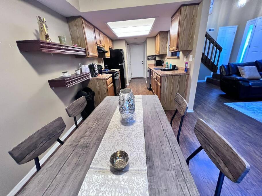フェアボーンThe Cozy Townhouse Wpafb & Wsuアパートメント エクステリア 写真
