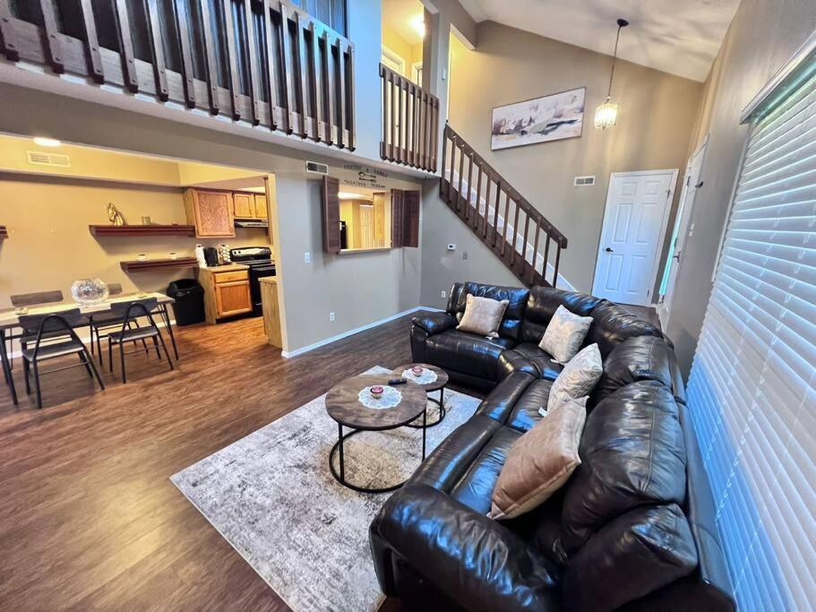 フェアボーンThe Cozy Townhouse Wpafb & Wsuアパートメント エクステリア 写真